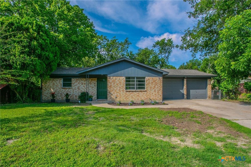 106 E Mark Road, Harker Heights, TX 76548