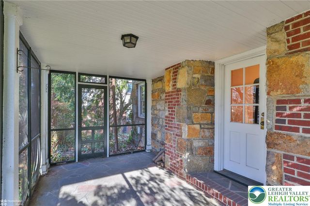 1104 Raymond Avenue, Bethlehem City, PA 18018