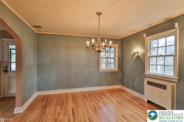 1104 Raymond Avenue, Bethlehem City, PA 18018