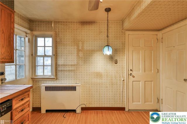 1104 Raymond Avenue, Bethlehem City, PA 18018