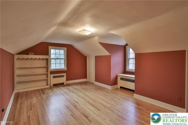 1104 Raymond Avenue, Bethlehem City, PA 18018