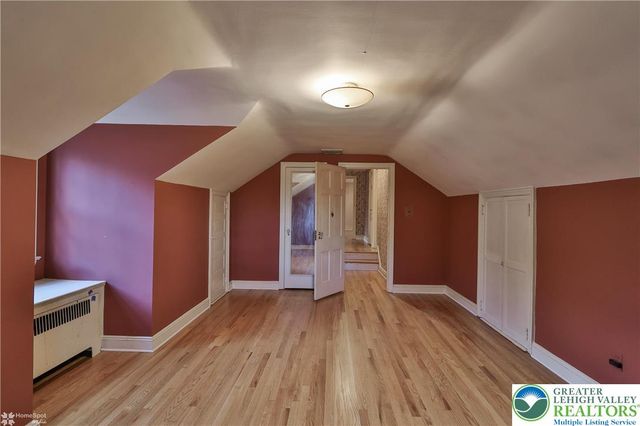 1104 Raymond Avenue, Bethlehem City, PA 18018