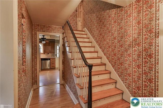 1104 Raymond Avenue, Bethlehem City, PA 18018