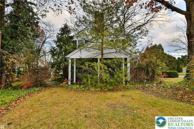 1104 Raymond Avenue, Bethlehem City, PA 18018