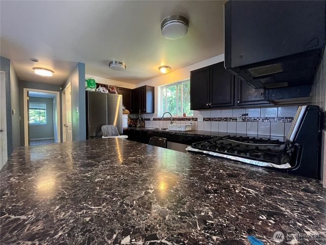 10453 1st Avenue SW, Seattle, WA 98146