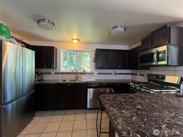 10453 1st Avenue SW, Seattle, WA 98146