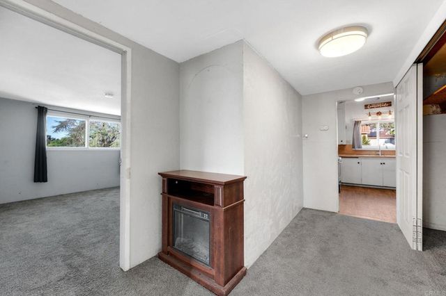 8273 Melrose Lane, El Cajon, CA 92021