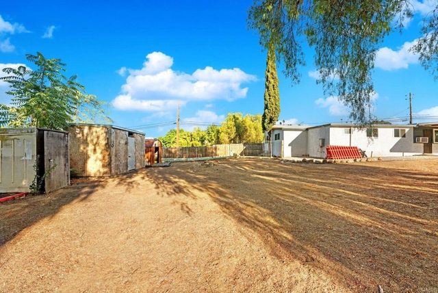 8273 Melrose Lane, El Cajon, CA 92021