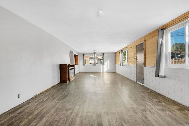 8273 Melrose Lane, El Cajon, CA 92021