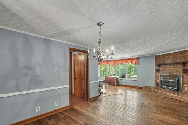 517 Oak Grove Road, Benton, TN 37307