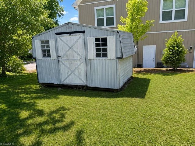 307 Rockspring Road, High Point, NC 27262