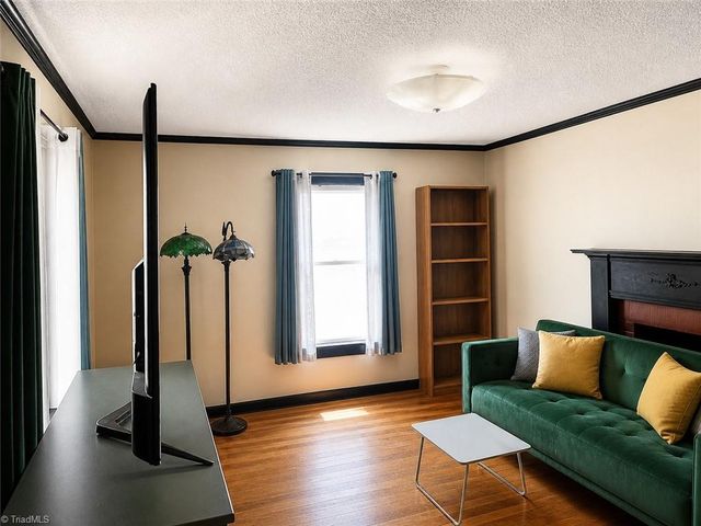307 Rockspring Road, High Point, NC 27262