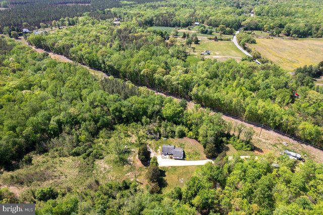 6395 PORT TOBACCO RD, Welcome, MD 20693