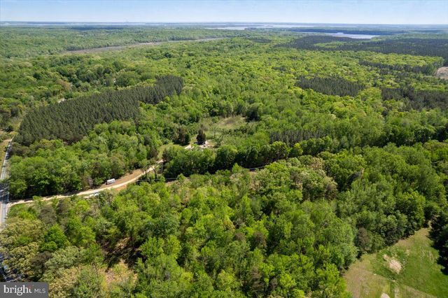 6395 PORT TOBACCO RD, Welcome, MD 20693