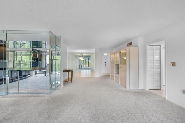 2814 N 46th Avenue H475, Hollywood, FL 33021