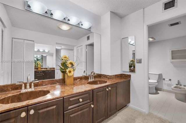 2814 N 46th Avenue H475, Hollywood, FL 33021
