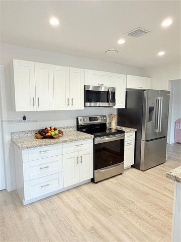 3430 NW 21st Ave 3430, Oakland Park, FL 33309