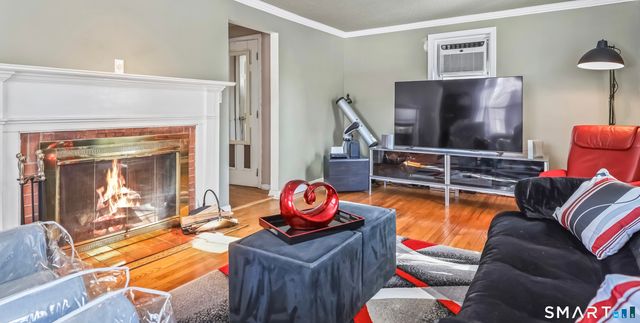 790 Wintergreen Avenue, Hamden, CT 06514