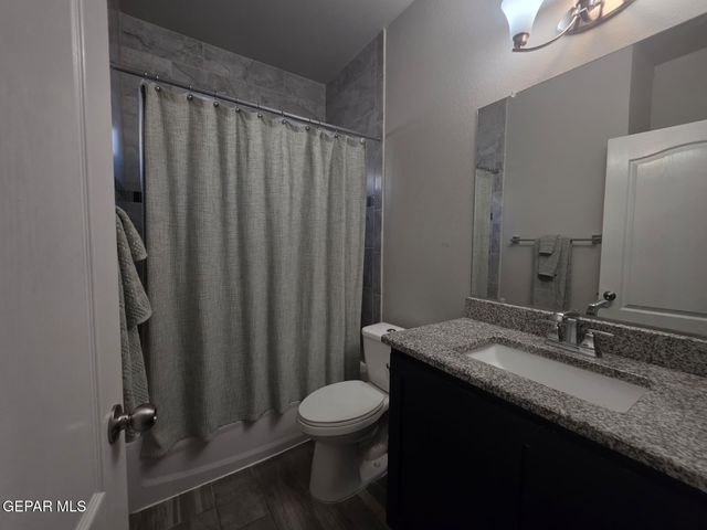 624 David Ortiz Street, Socorro, TX 79927