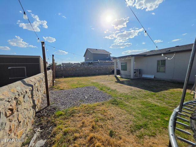 624 David Ortiz Street, Socorro, TX 79927
