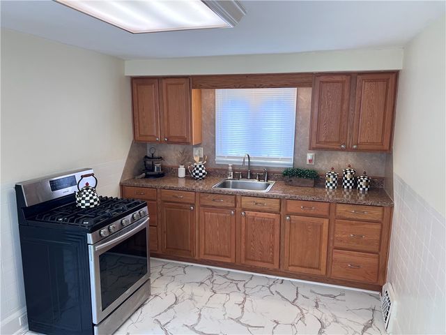 152 Cottage Street, Auburn, NY 13021