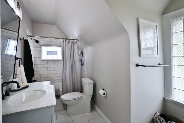 180 Tibet Road, Columbus, OH 43202