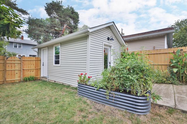 180 Tibet Road, Columbus, OH 43202