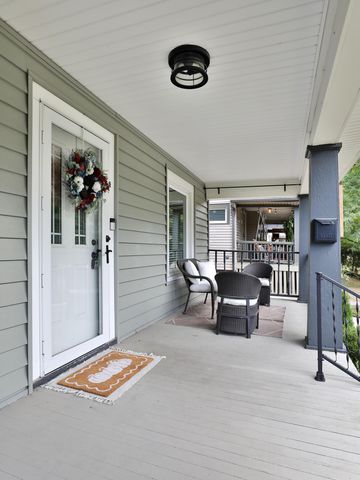 180 Tibet Road, Columbus, OH 43202