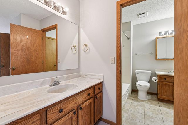 4520 Rosewood Lane N, Plymouth, MN 55442