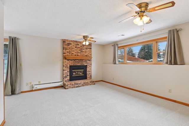 4520 Rosewood Lane N, Plymouth, MN 55442