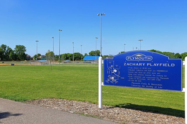 4520 Rosewood Lane N, Plymouth, MN 55442