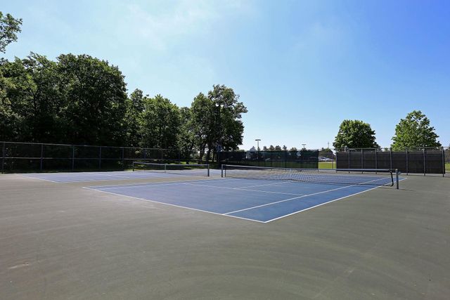 4520 Rosewood Lane N, Plymouth, MN 55442