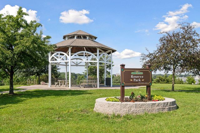 4520 Rosewood Lane N, Plymouth, MN 55442