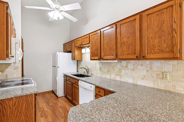 4520 Rosewood Lane N, Plymouth, MN 55442