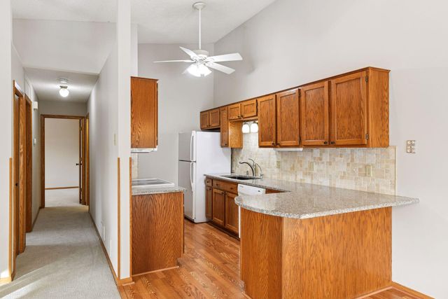 4520 Rosewood Lane N, Plymouth, MN 55442