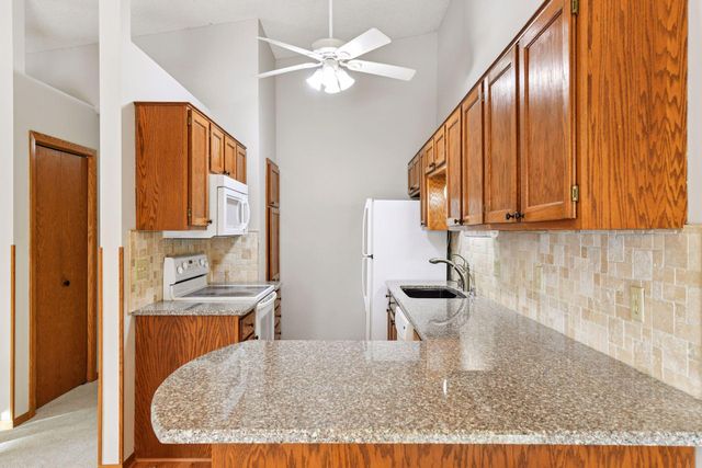 4520 Rosewood Lane N, Plymouth, MN 55442