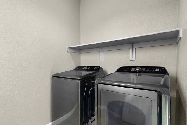 2200 Gallery Dr, Riverbank, CA 95367