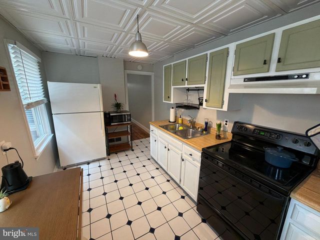 1322 PENN ST, Harrisburg, PA 17102