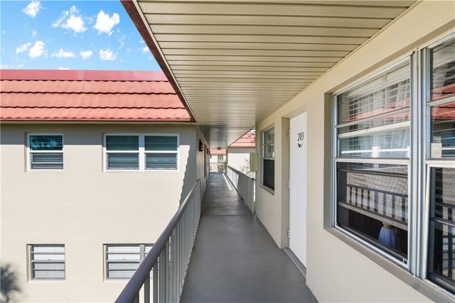 85 Crooked Tree Lane 203, Vero Beach, FL 32962