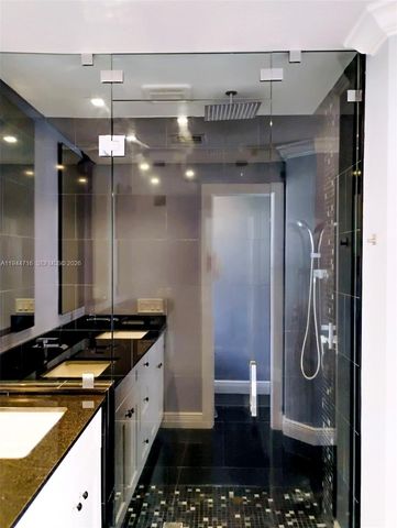 9654 Sun Pointe Dr, Boynton Beach, FL 33437