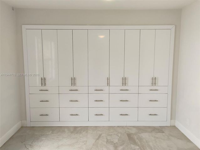 9654 Sun Pointe Dr, Boynton Beach, FL 33437