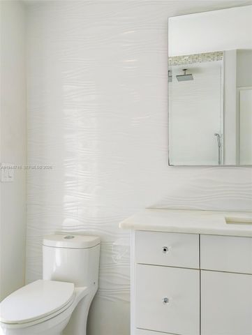 9654 Sun Pointe Dr, Boynton Beach, FL 33437