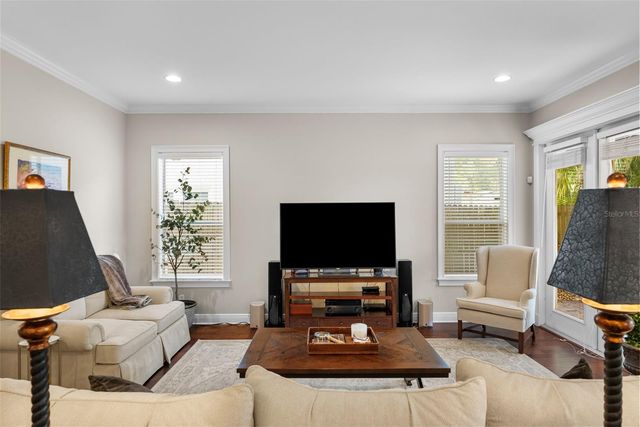 3514 GRANADA, Tampa, FL 33629