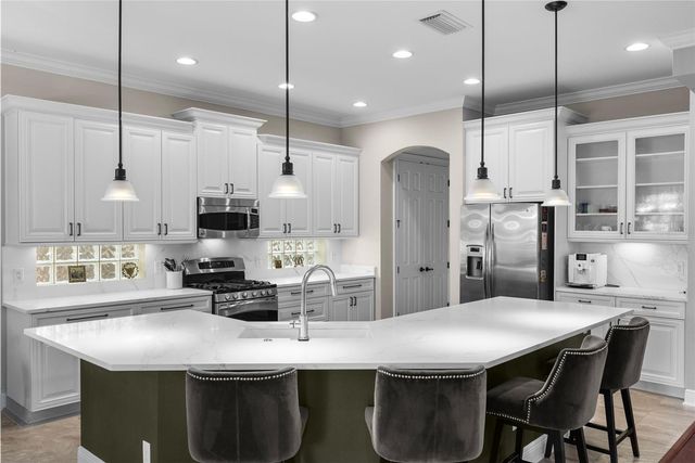 3514 GRANADA, Tampa, FL 33629