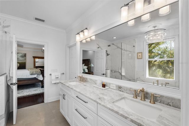 3514 GRANADA, Tampa, FL 33629