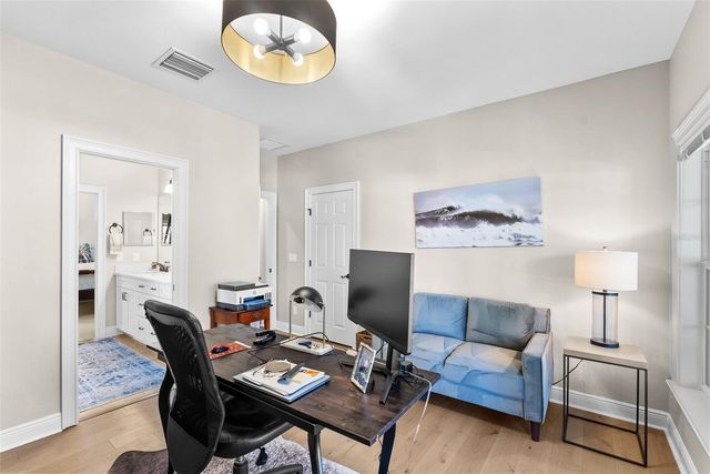 3514 GRANADA, Tampa, FL 33629