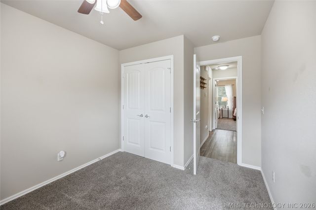 323 N Fairland Avenue, Coweta, OK 74429