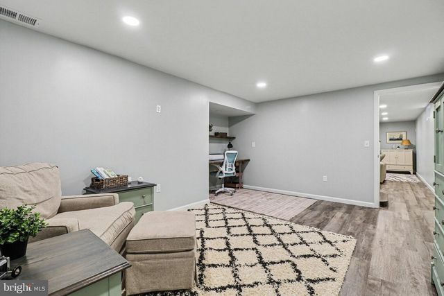 247 FROELICH AVE, Mountville, PA 17554