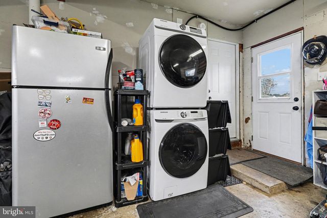 247 FROELICH AVE, Mountville, PA 17554