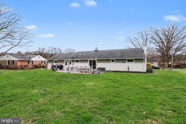 247 FROELICH AVE, Mountville, PA 17554